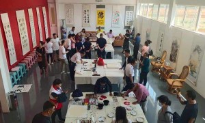 内蒙古公益慈善事业发展促进会举办“不忘初心 益心向党”书画笔会