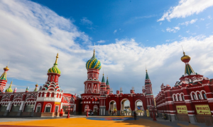 大文记者探访2021年内蒙古66个“网红打卡地”——套娃广场